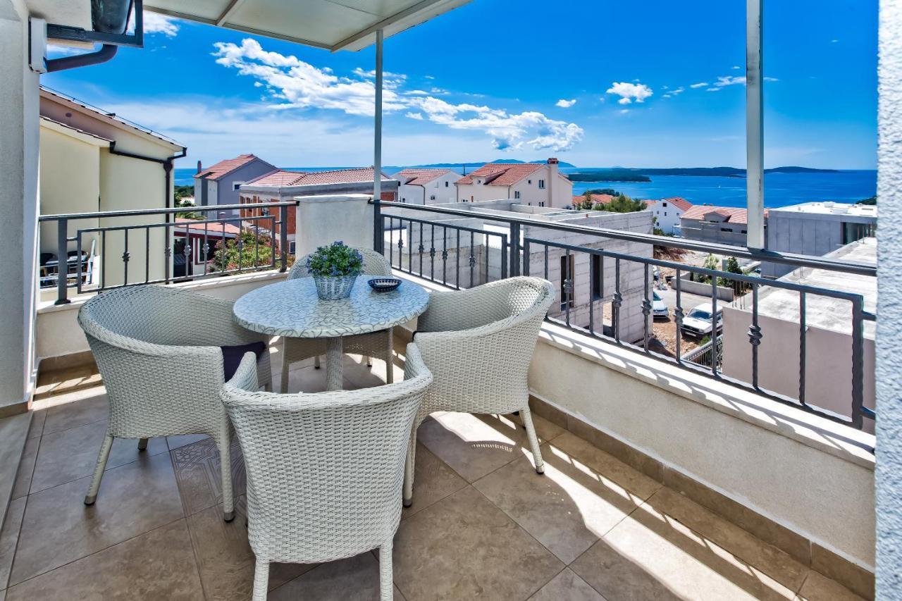 Relaxing holiday sunset apartment Hvar Town Eksteriør bilde